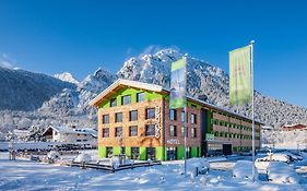 Explorer Hotel Berchtesgaden  3*